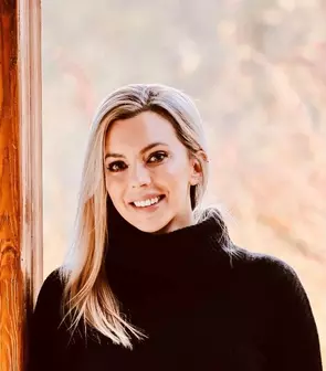 Rhianna Holden, Port Alberni, Real Estate Agent